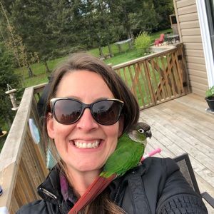 Meet your Posher, Nicole